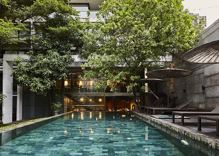 Luxx Langsuan - Sha 4* Bangkok