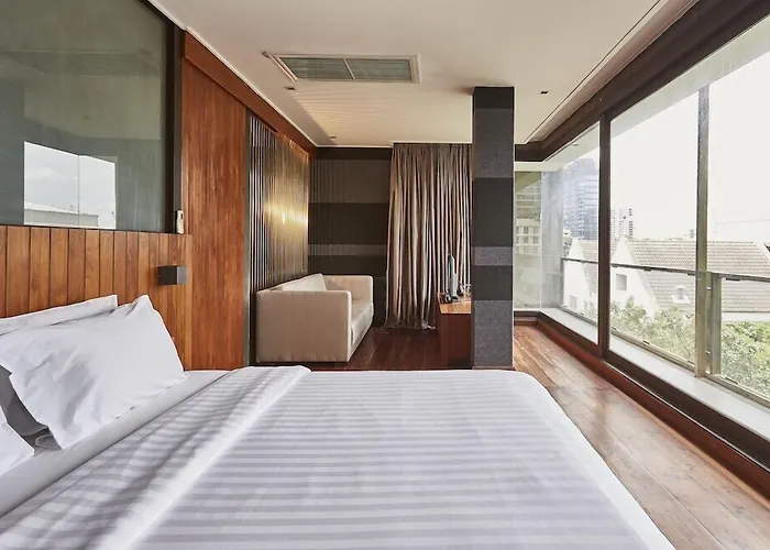 Luxx Langsuan - Sha 4* Bangkok