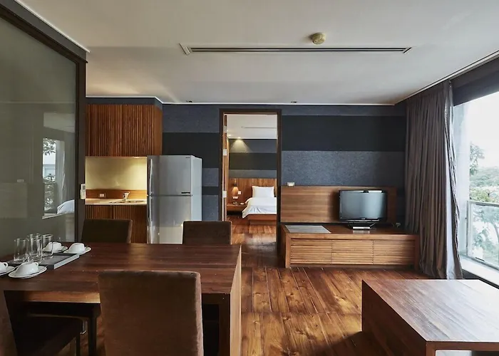 Hotel Luxx Langsuan - Sha 4*