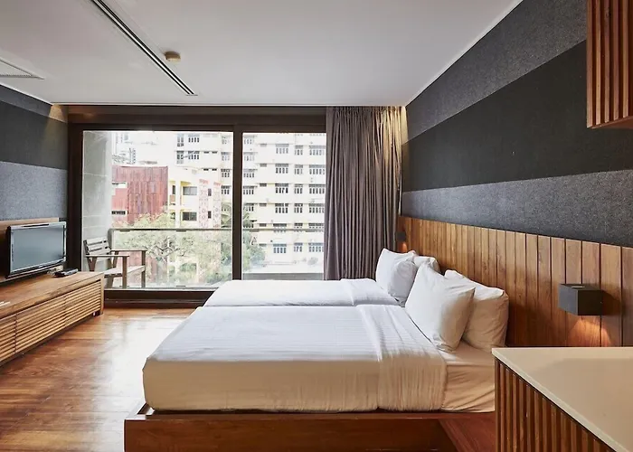 Luxx Langsuan - Sha Hotel Bangkok
