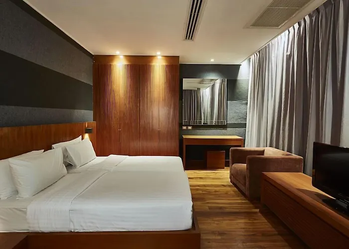 Luxx Langsuan - Sha Hotel Bangkok