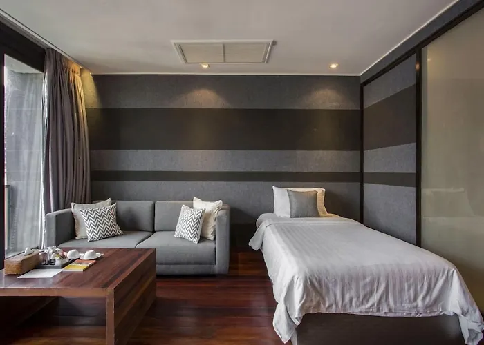 Luxx Langsuan - Sha Hotel 4*