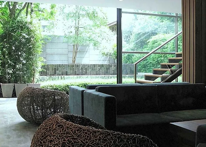 Luxx Langsuan - Sha Hotel Bangkok