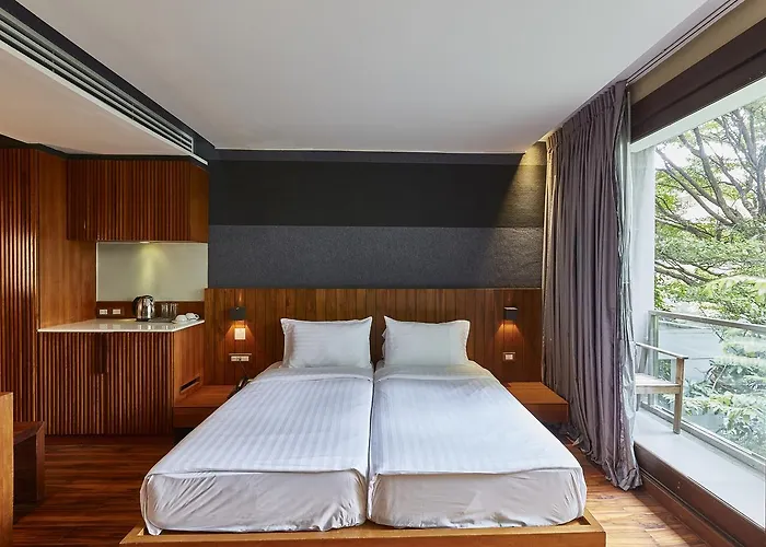 Luxx Langsuan - Sha Bangkok